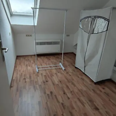 Apartment Grosse In Ramstein-Miesenbach